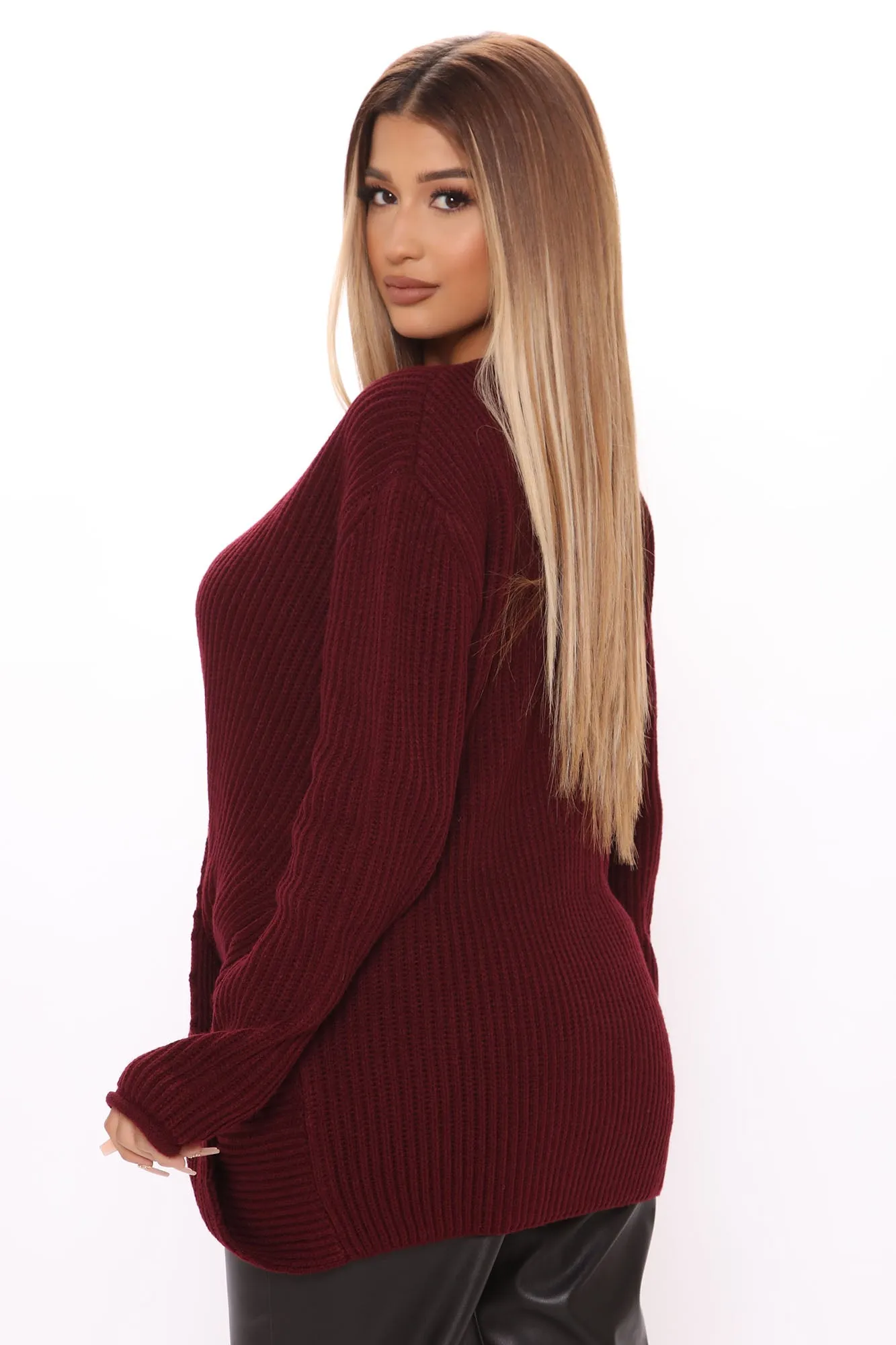 Amaiya Buckle Sweater - Burgundy