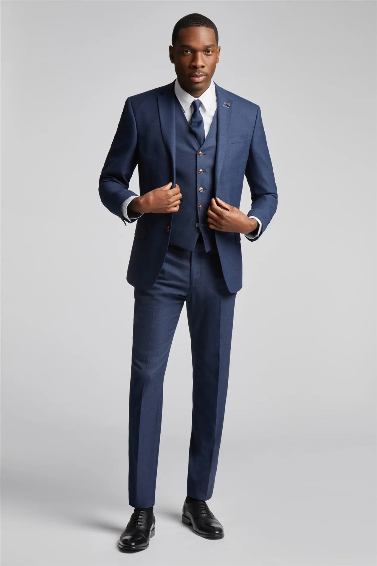 ANTIQUE ROGUE
Slim Fit Navy Texture Suit