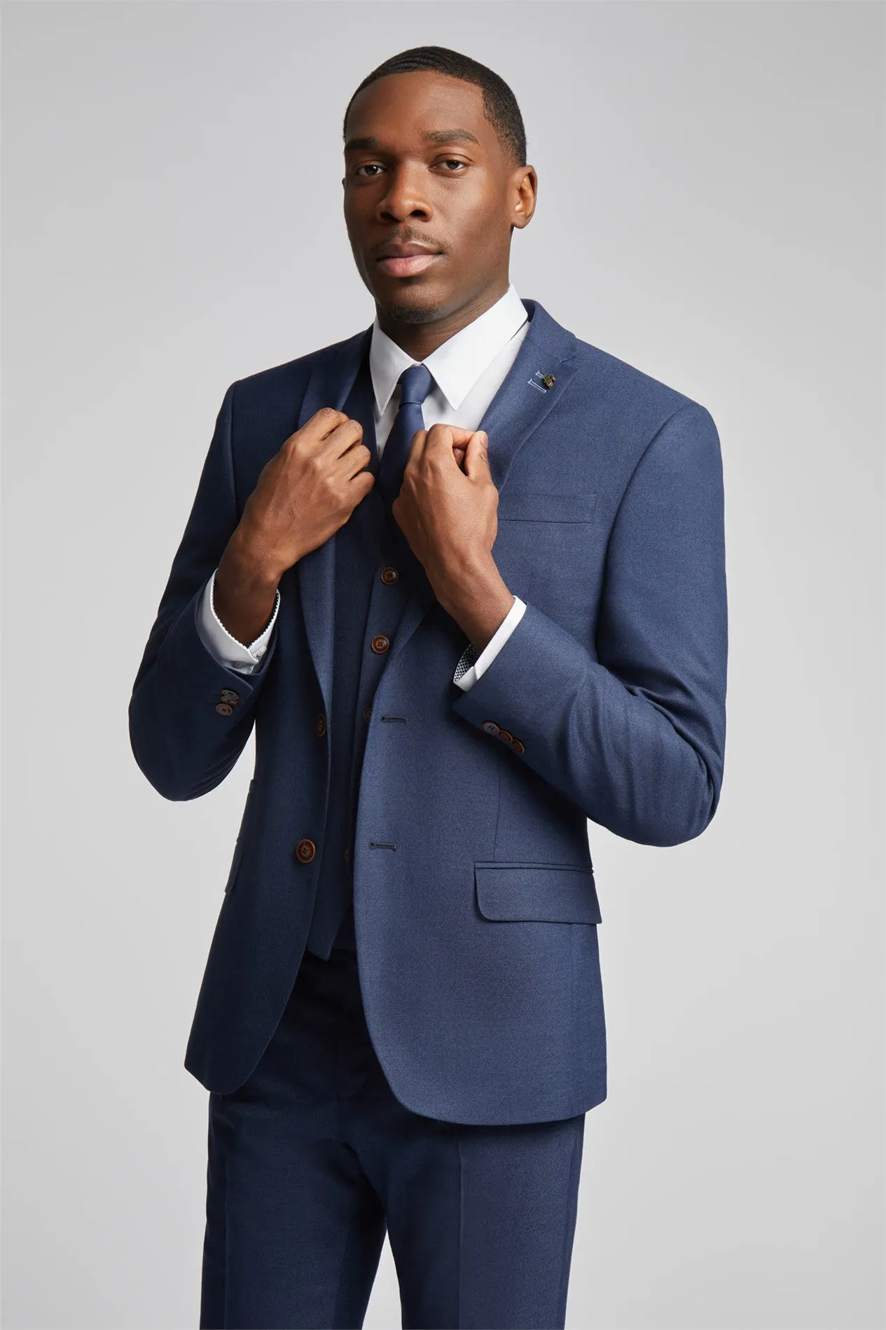 ANTIQUE ROGUE
Slim Fit Navy Texture Suit