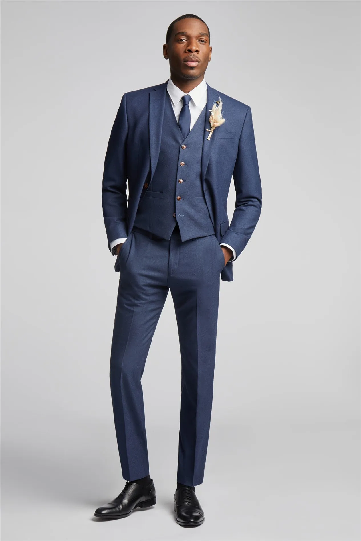 ANTIQUE ROGUE
Slim Fit Navy Texture Suit