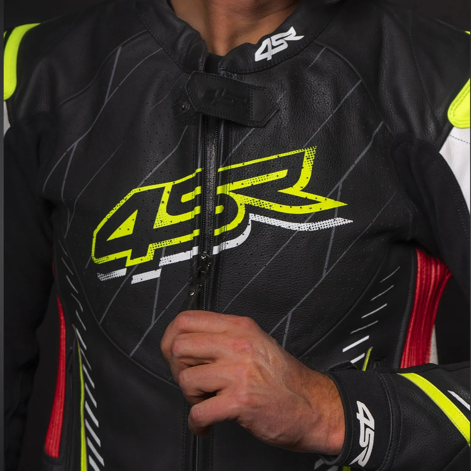 Club Sport Neon AR