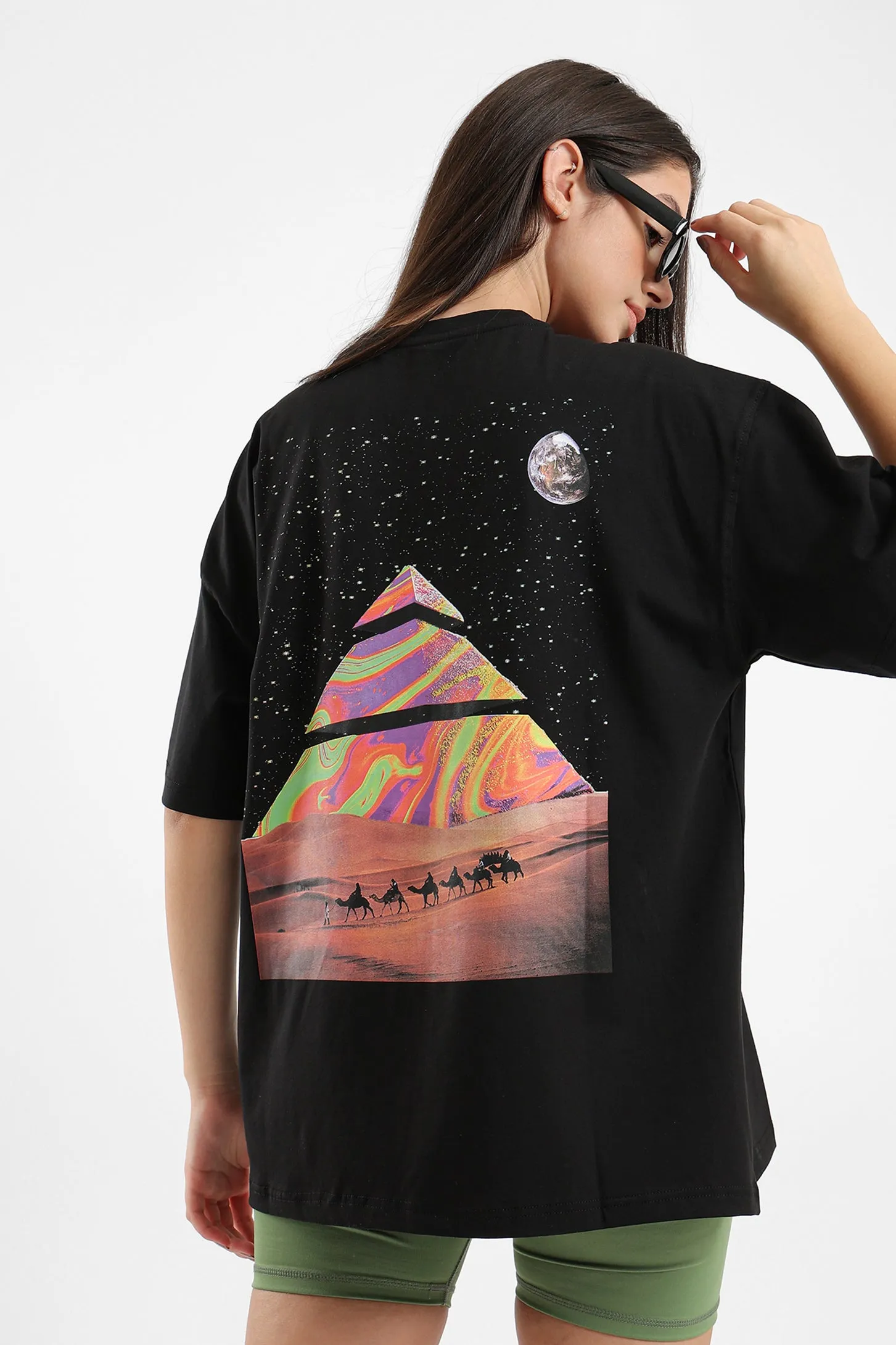 COSMIC TRIPPIN OVERSIZED UNISEX TEE