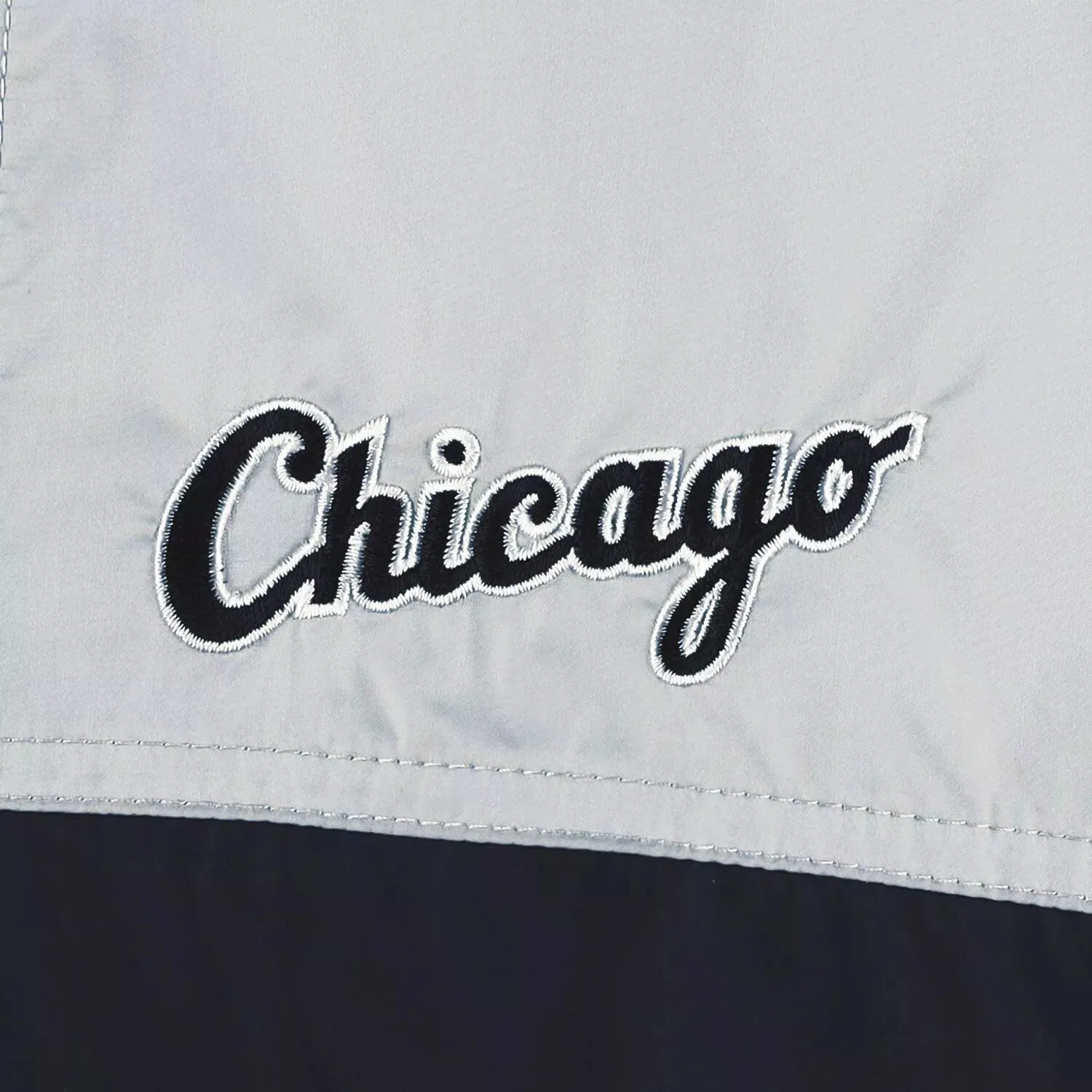 Men's Full Zip Windbreaker Columbia Black Chicago White Sox Flash Forward Challenger Omni-Shade