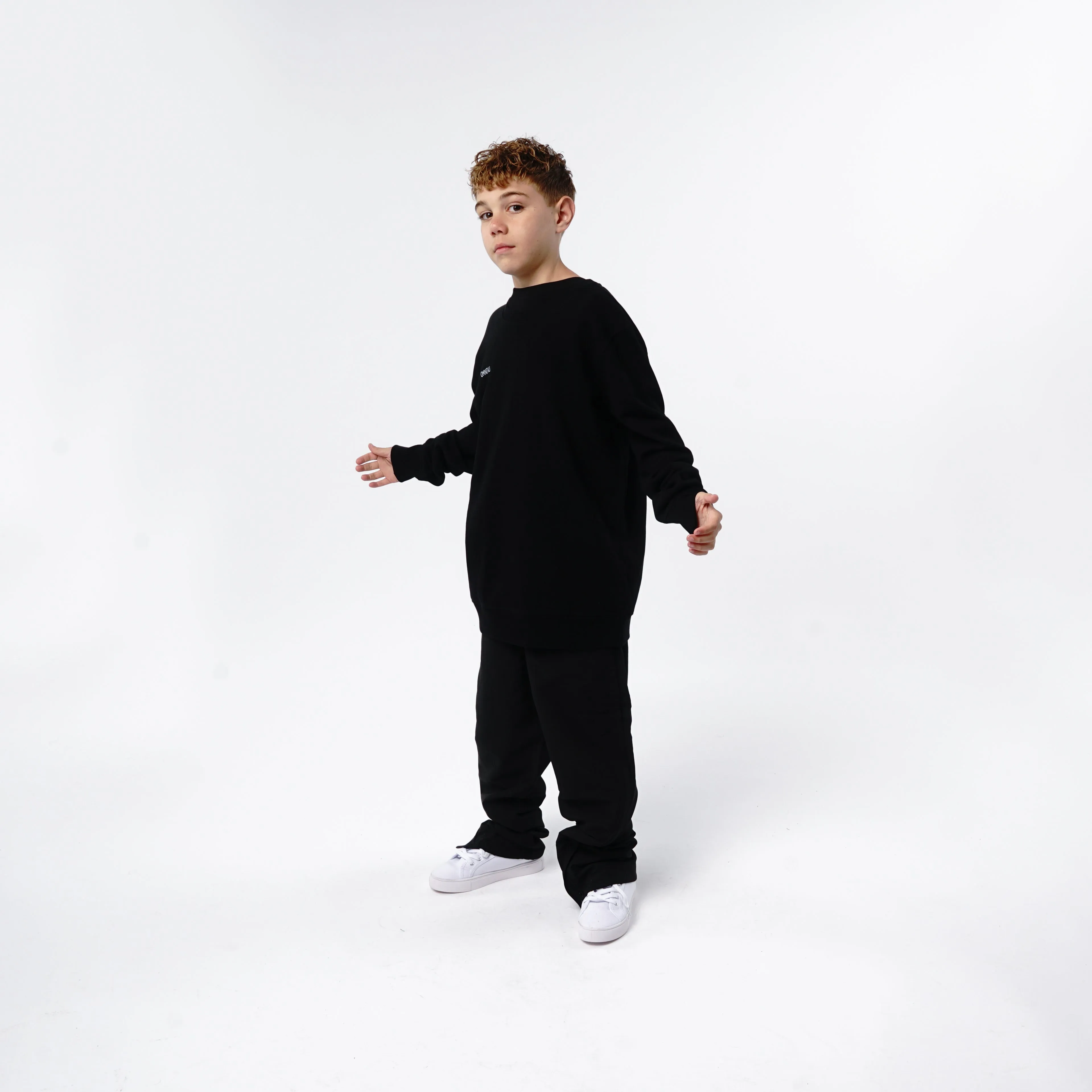 Omnitau Kid's Team Sports Crew Neck Cotton Sweatshirt - Black