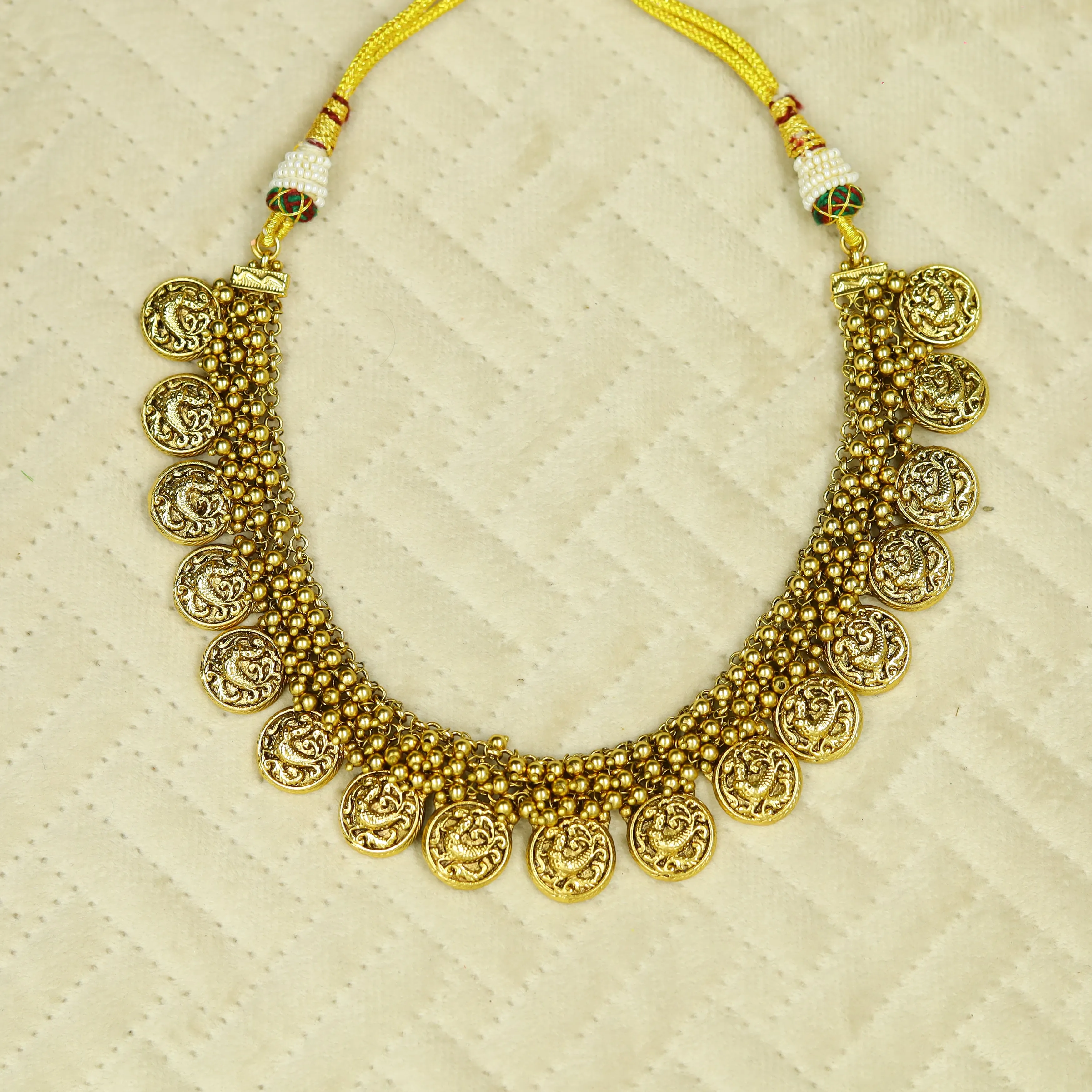 Round Neck Antique Necklace Set 12117-28