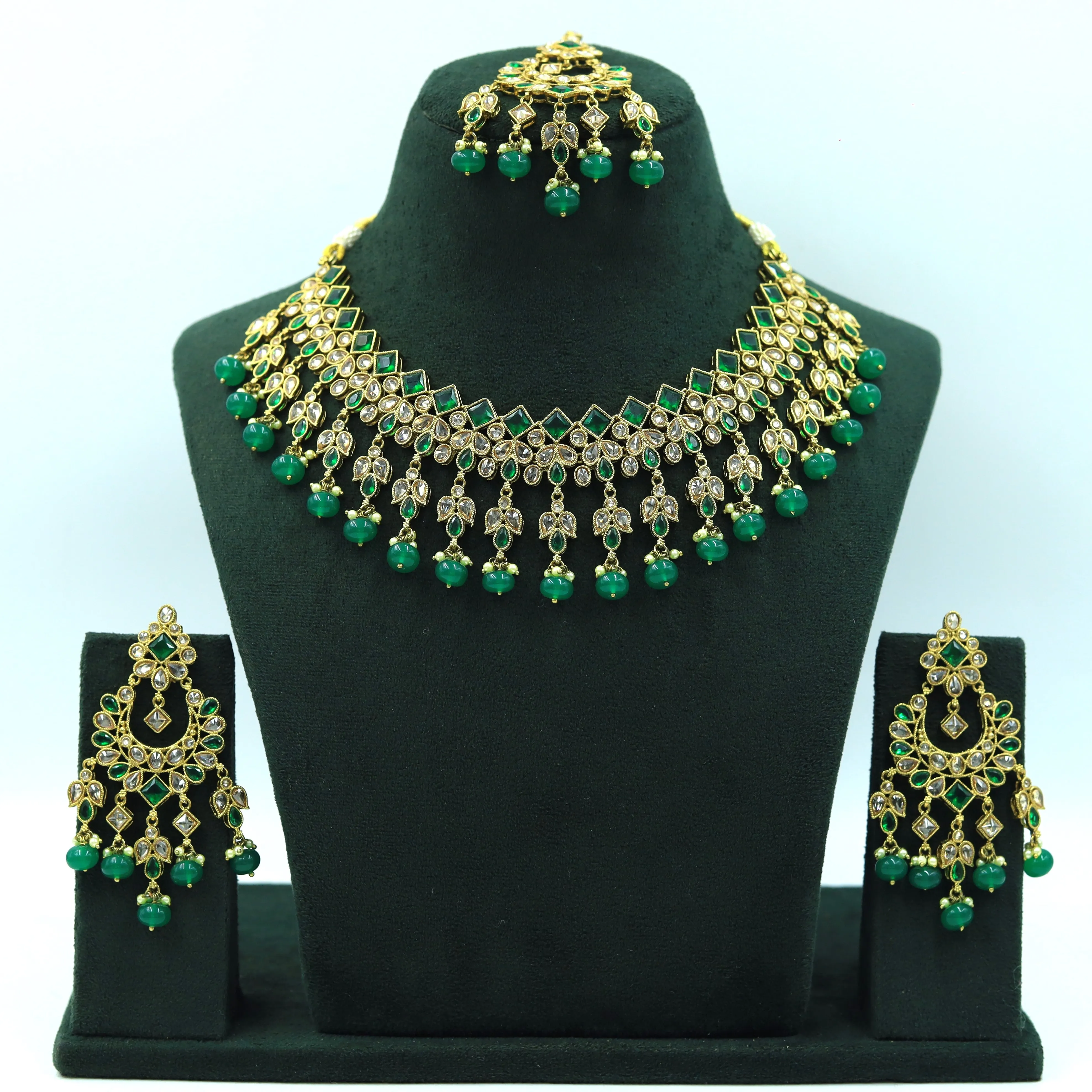 Round Neck Antique Necklace Set 7193-33