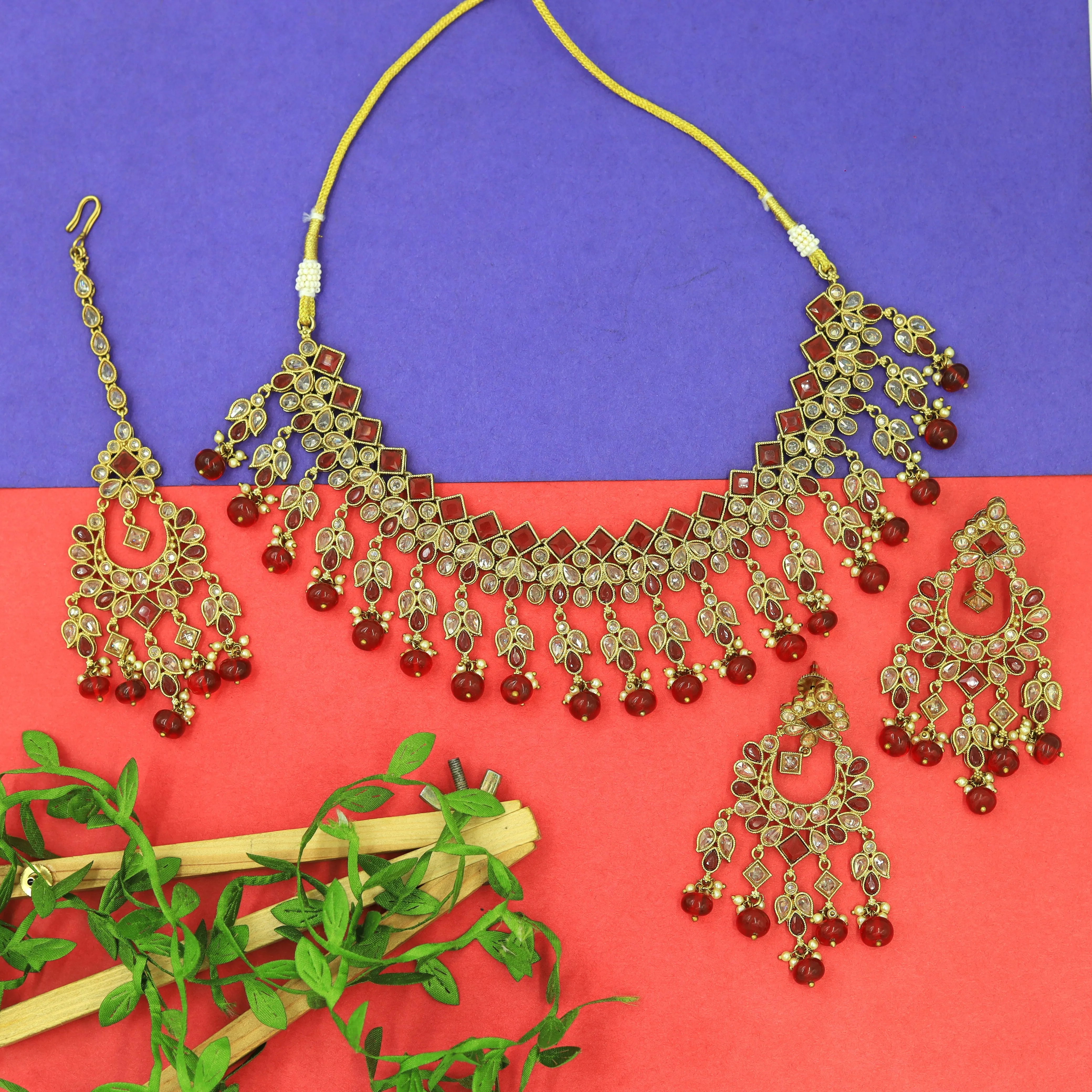 Round Neck Antique Necklace Set 7193-33