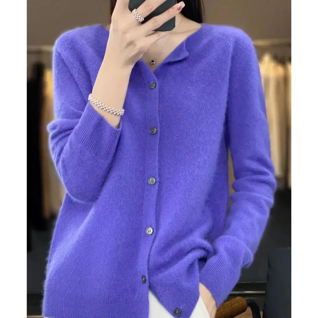 Wolf ladies round neck cardigan pullover
