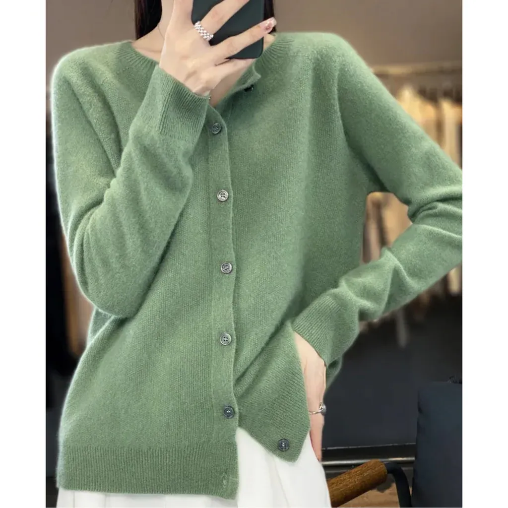 Wolf ladies round neck cardigan pullover